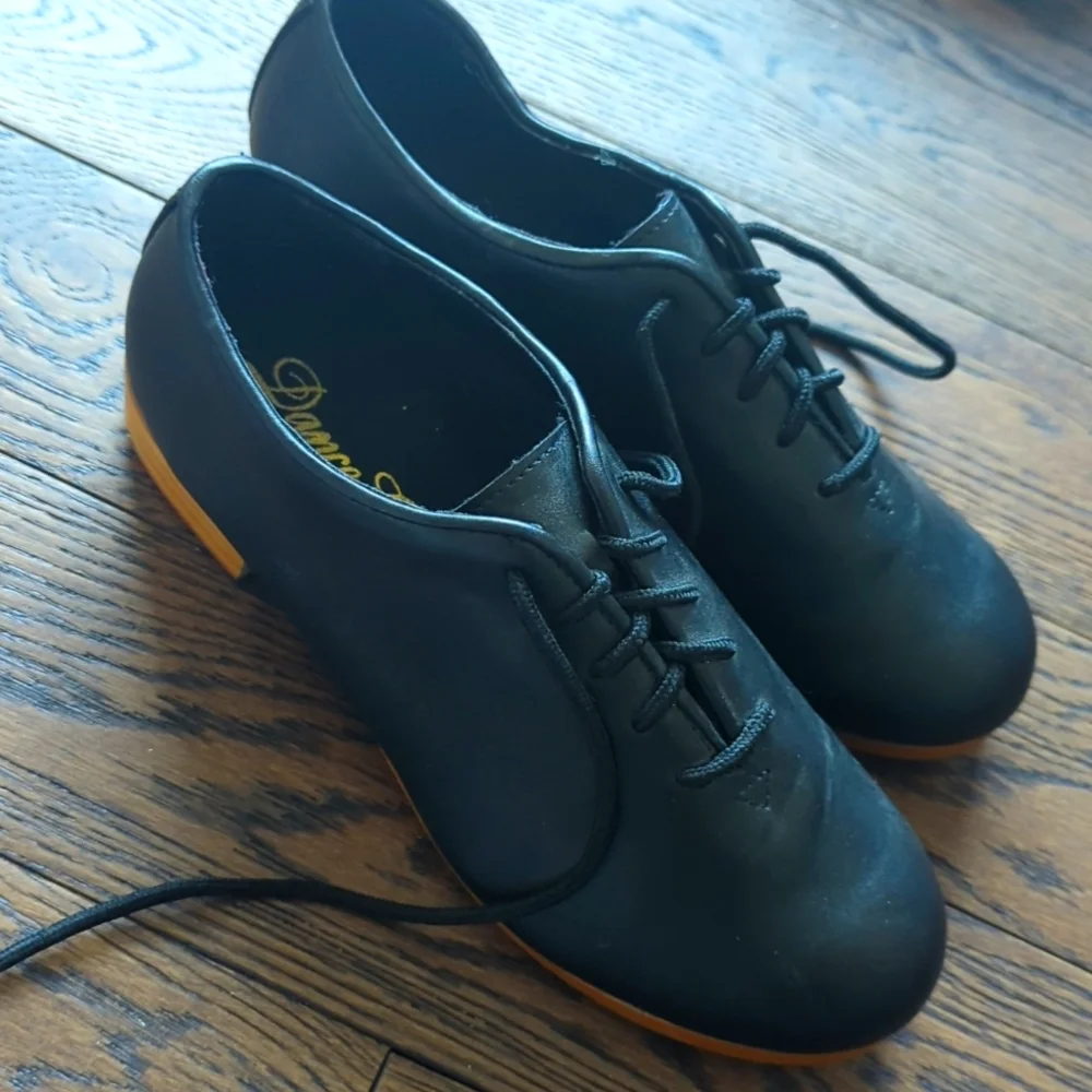Black dance shoes - Picture 1 of 4